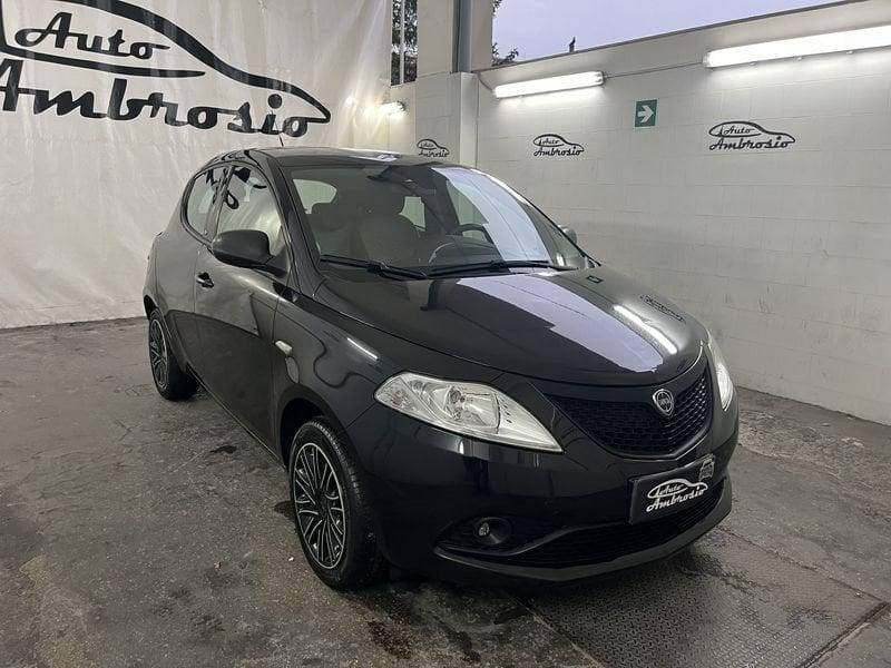 Lancia Ypsilon Ypsilon 1.2 69 CV 5 porte TUA DA 129,00 EURO AL MESE