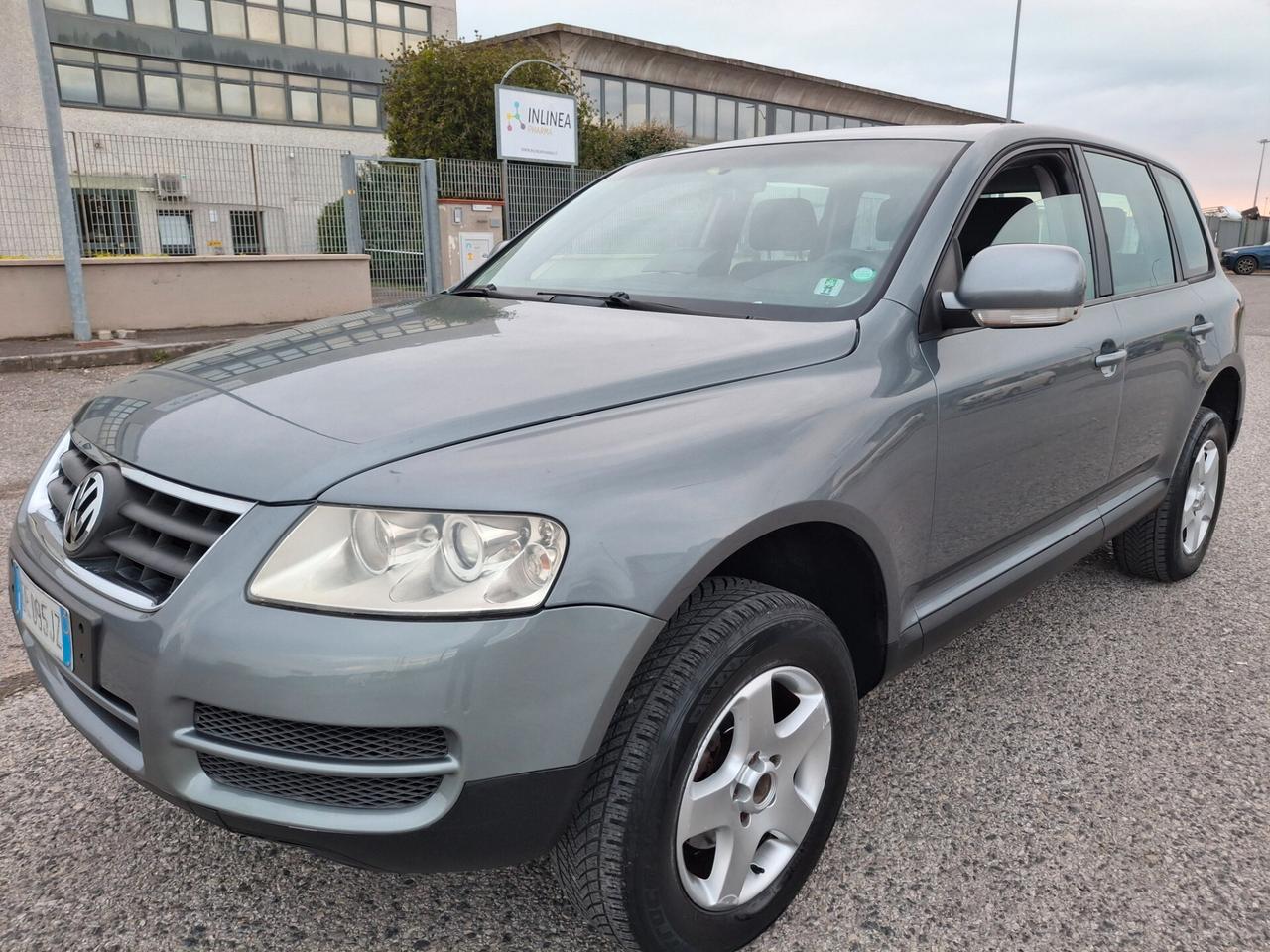 Volkswagen Touareg 2.5 R5 TDI Exclusive-AUTOMATICO-