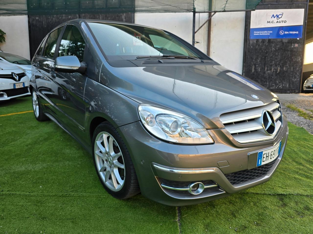 M.B B200 2.0D 140CV 126000KM-2011