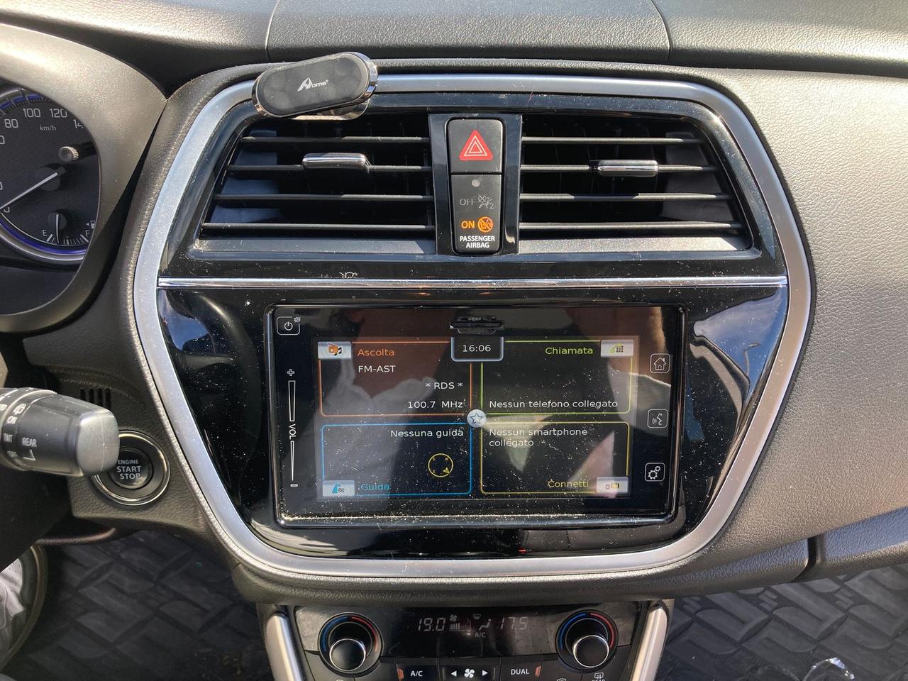 Suzuki SX4 S-Cross / S-Cross 1.4 Boosterjet MHEV Star View