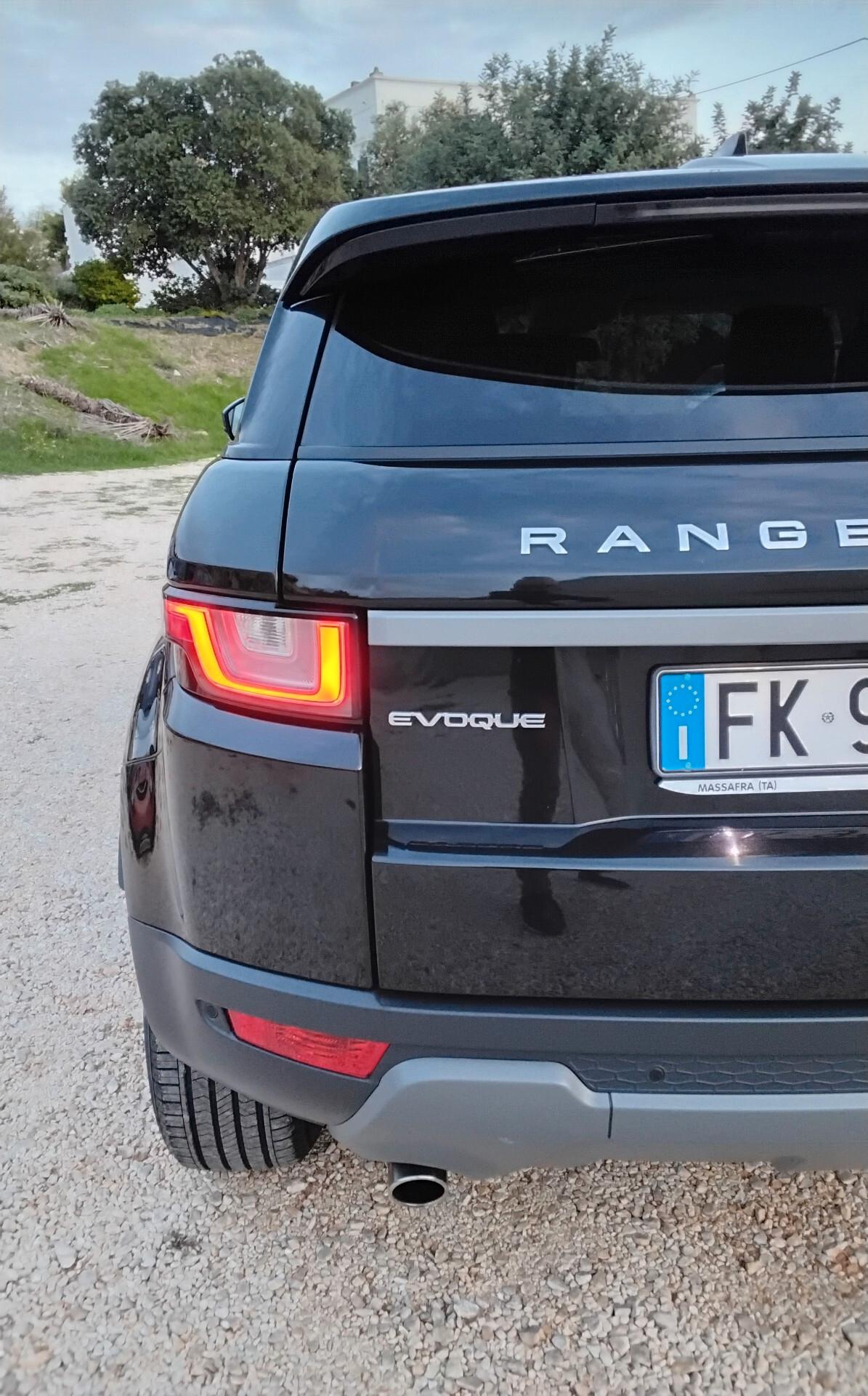 Land Rover Range Evoque 2.0 TD4 180 CV 5p. Pure