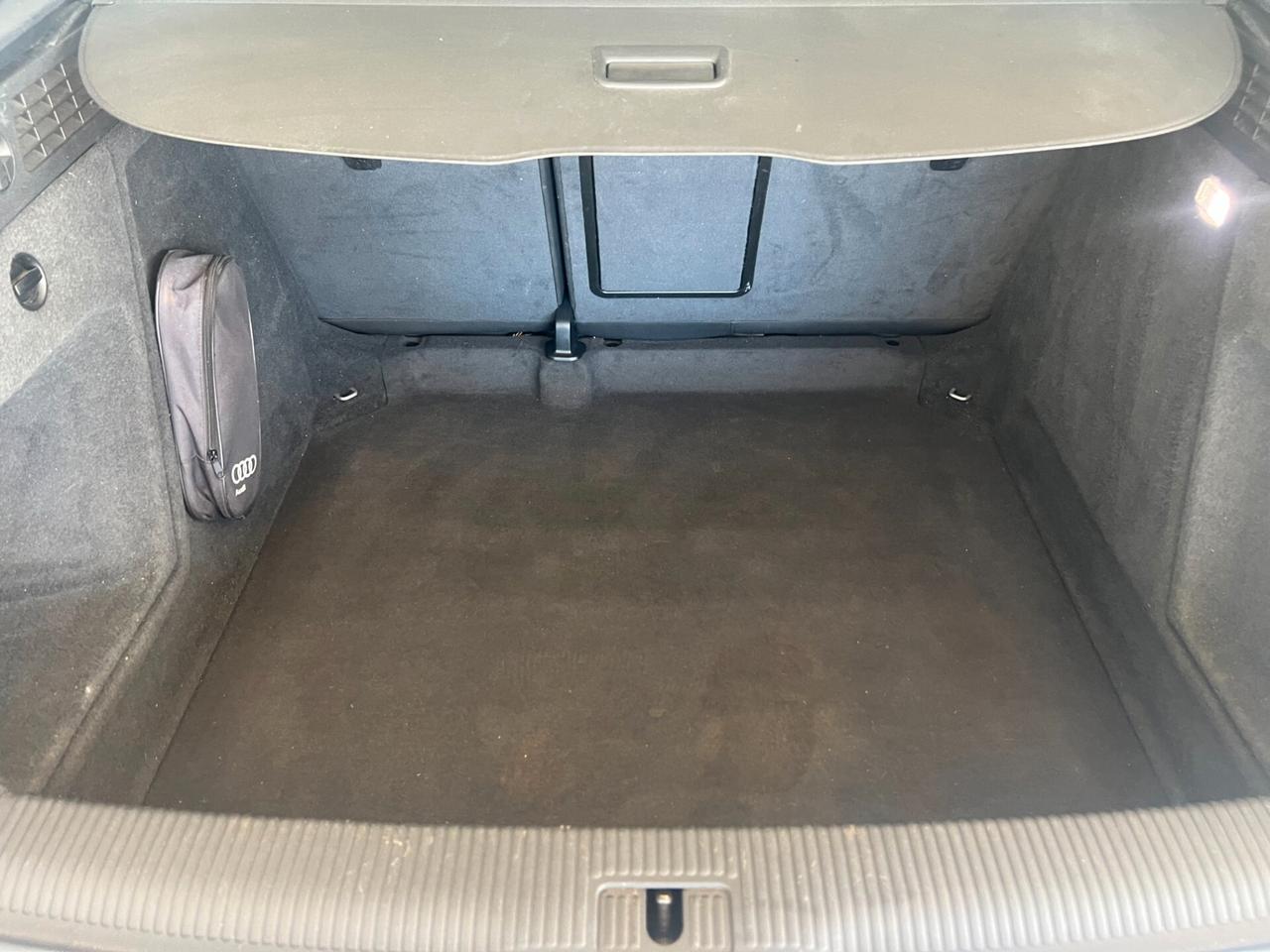 Audi Q3 2.0 TDI 120 CV Business ok neopatentati unico proprietario km 117.590