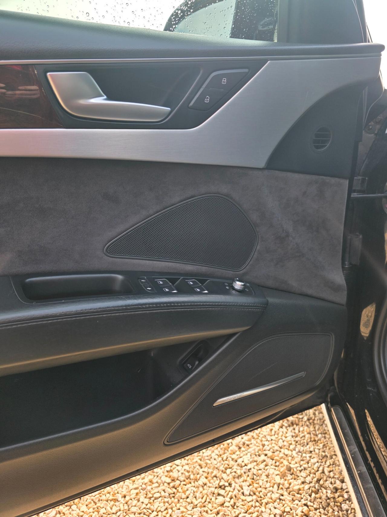 Audi A8 3.0 TDI 250 CV quattro tiptronic