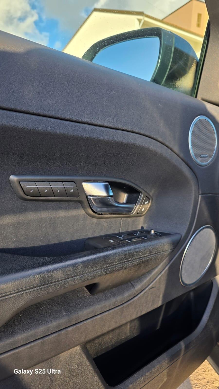 Land Rover Range Evoque 2.2 TD4 5p. Dynamic