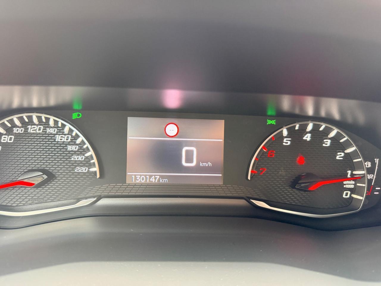 Peugeot 208 BlueHDi 102 cv