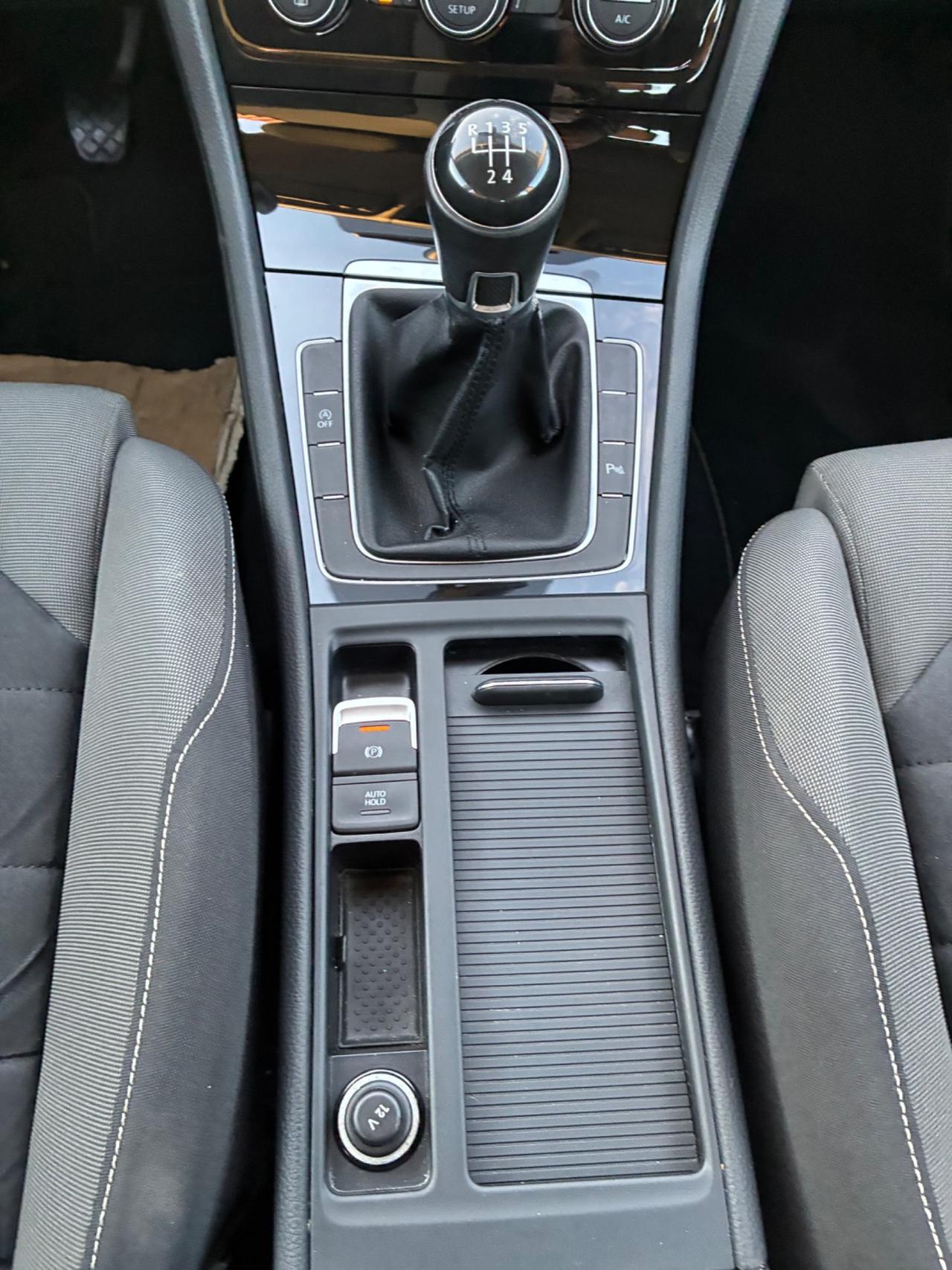 Volkswagen Golf 1.6 TDI 5p. Trendline BlueMotion Technology