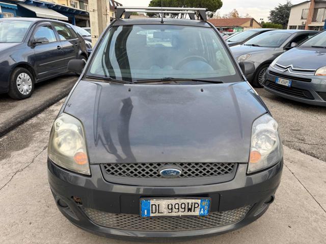 FORD Fiesta 1.2 16V 5p. Ghia senza nessun lavoro da fare