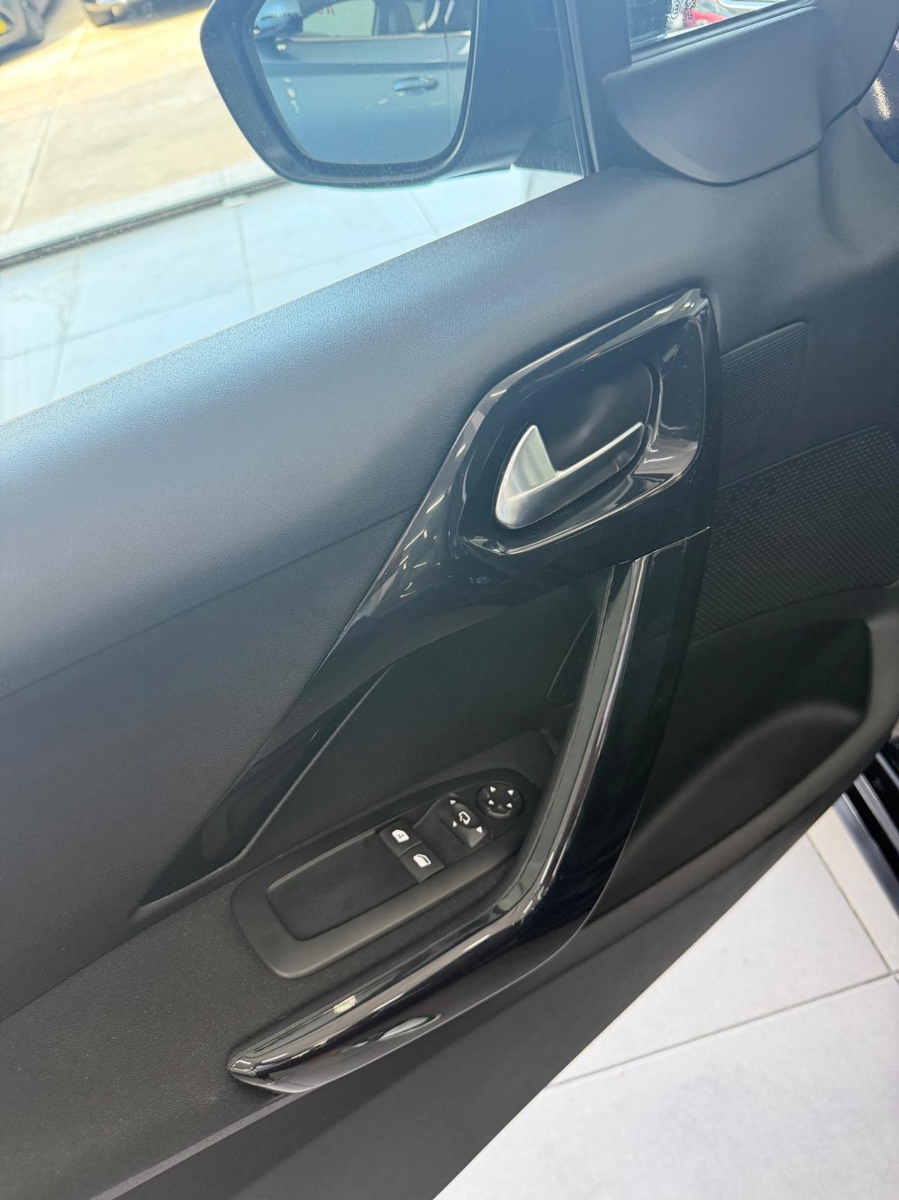 Peugeot 208 BlueHDi 75 5 porte Active FINANZIABILE