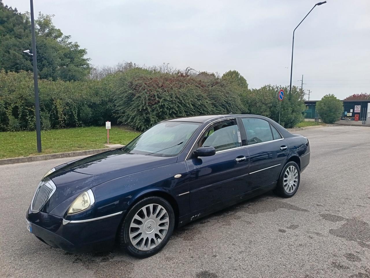 Lancia Thesis 2.4 JTD Executive 2002