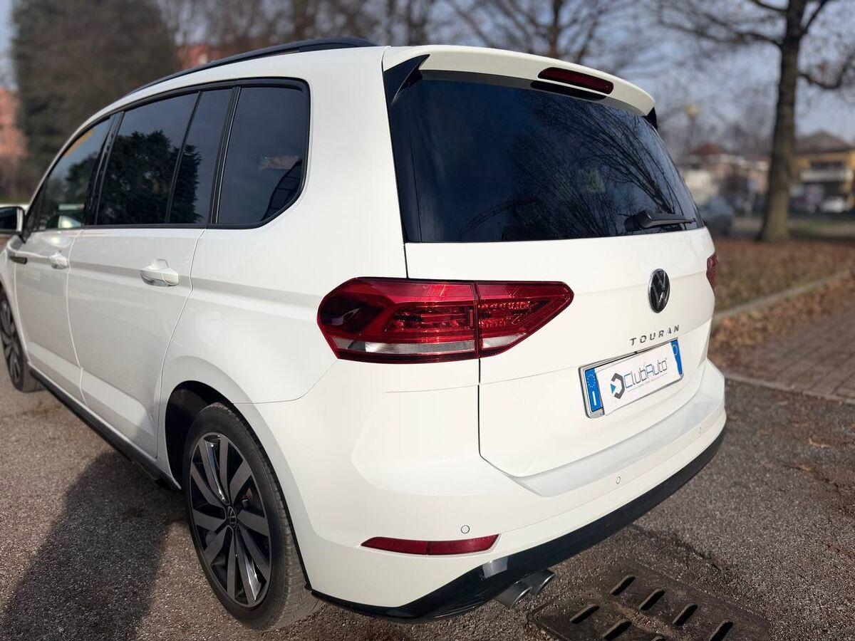 Volkswagen Touran 2.0 tdi Executive dsg R-LINE
