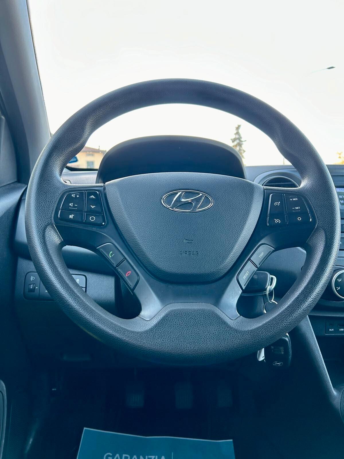 Hyundai i10 1.0 MPI Login - OK NEOPATENTATO