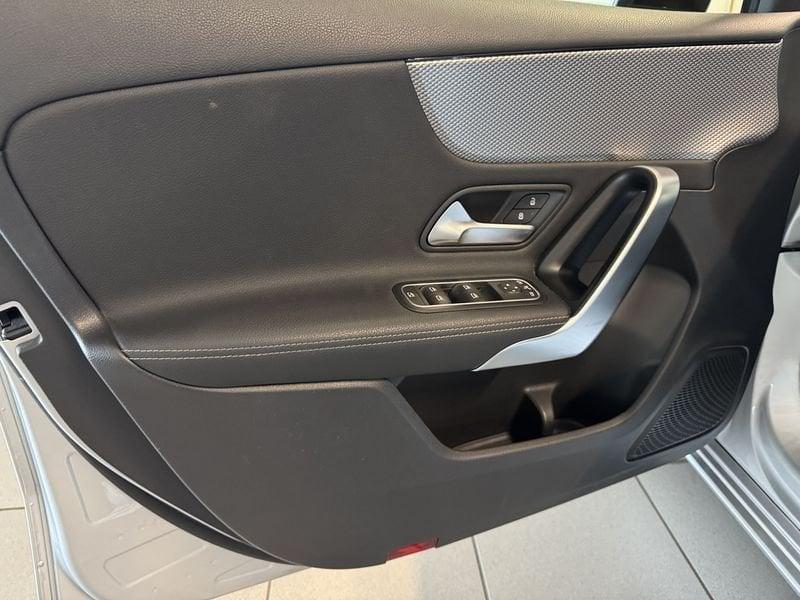 Mercedes-Benz Classe A A 180 d Automatic Sport