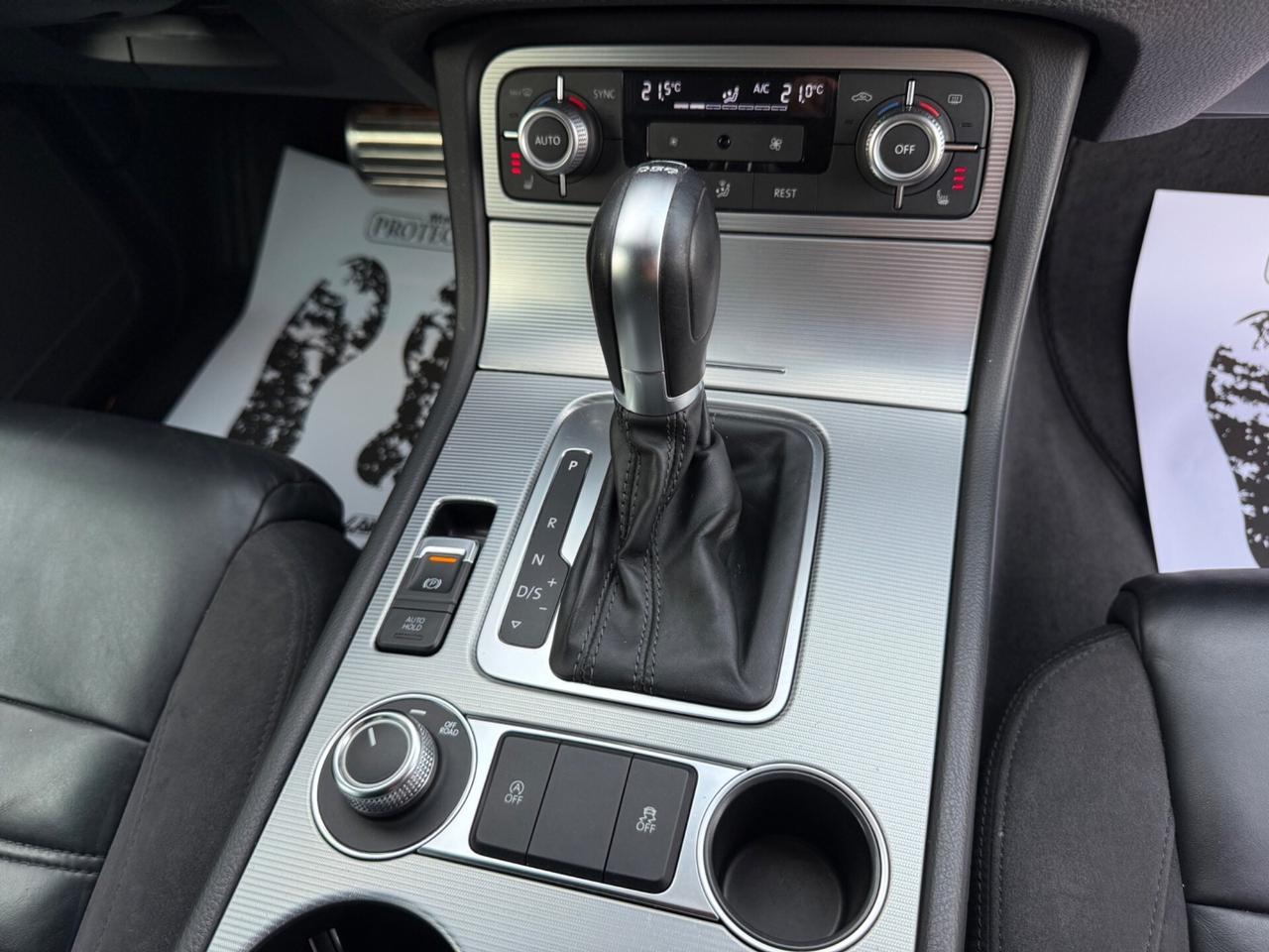 Volkswagen Touareg 3.0 TDI 262 CV R-Line
