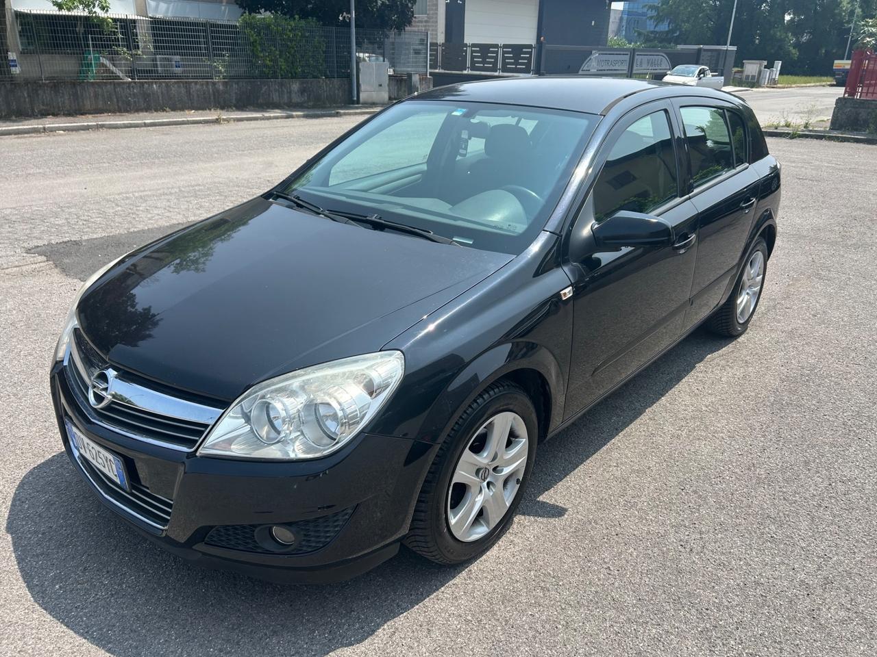Opel Astra 1.7 CDTI 110CV 5 porte Cosmo