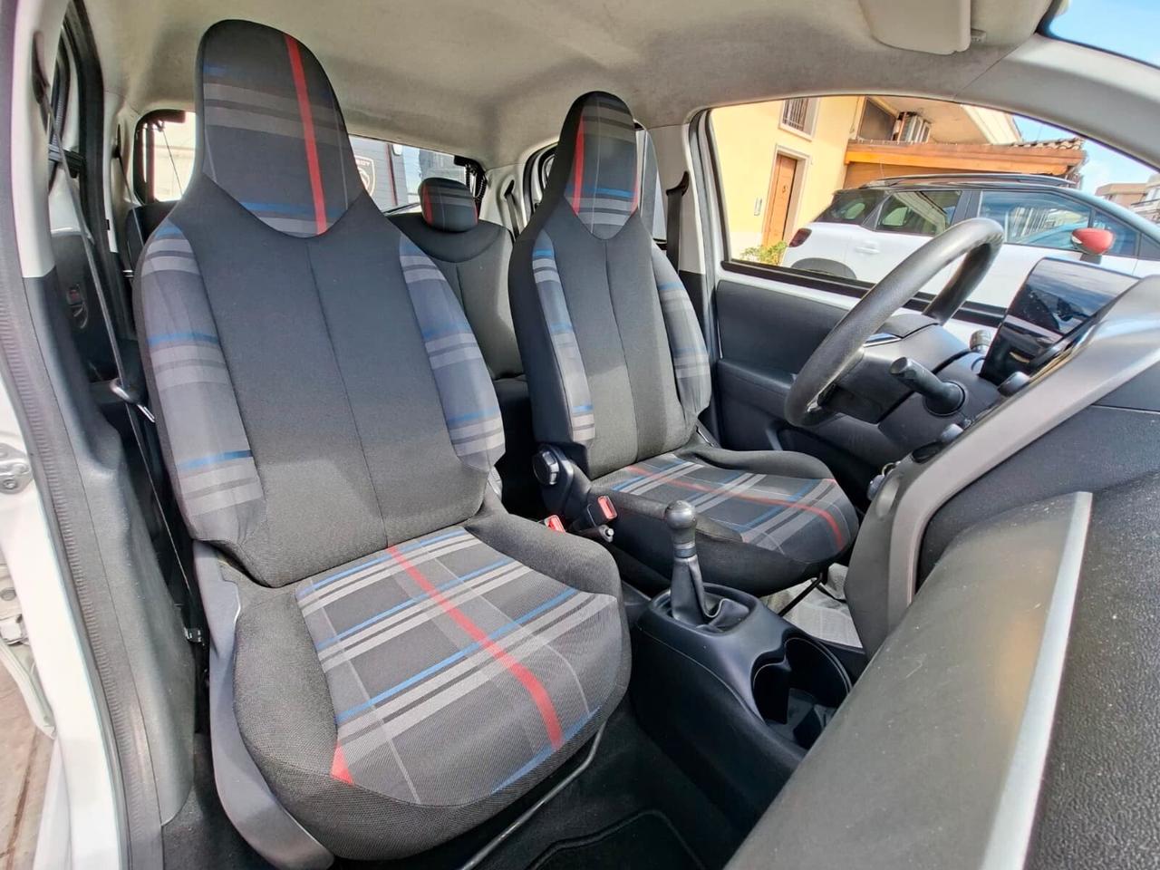 Peugeot 108 1.0 VTi 68cv Active 2015