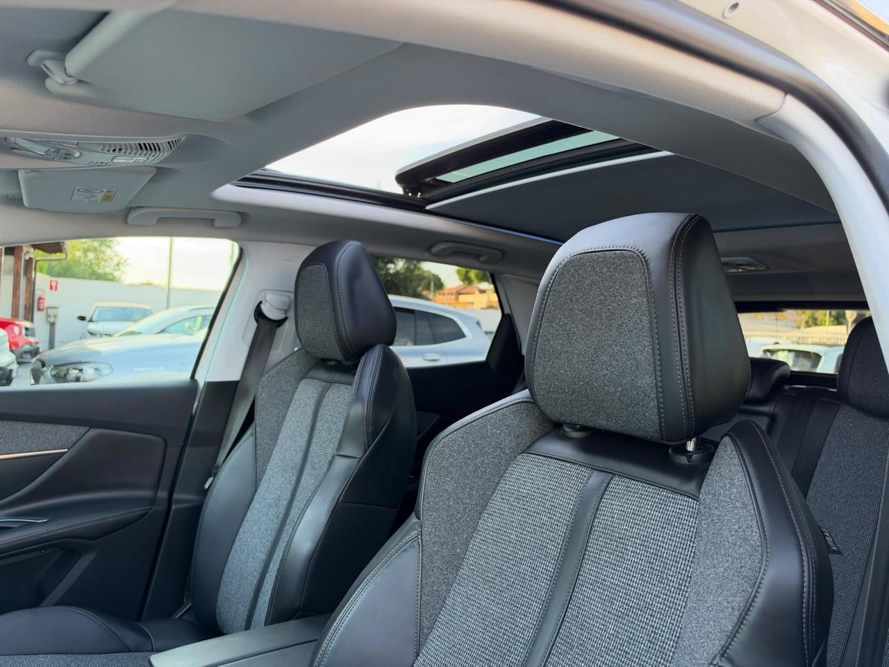 Peugeot 3008 BlueHDi 130 S&S Allure 2018