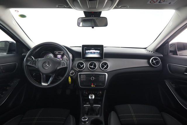 MERCEDES-BENZ CLA sse GLA GLA 180 Business Extra