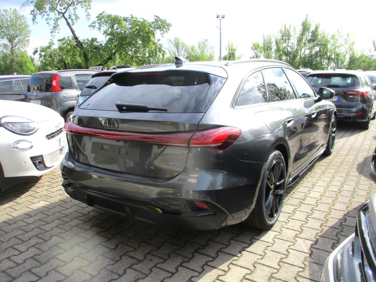 Audi A5 Avant 2.0 tdi mhev+ S line edition quattro 204cv s-tronic Black