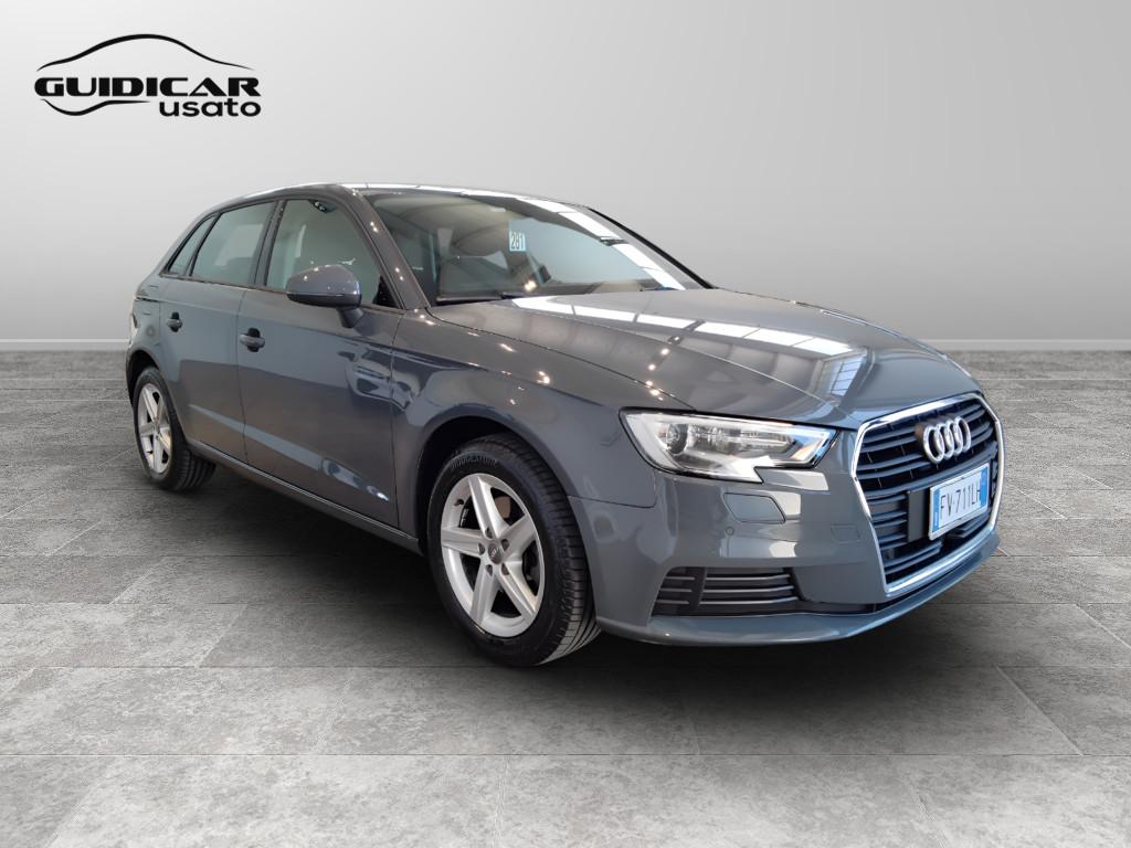 AUDI A3 III 2016 Sportback - A3 Sportback 30 1.0 tfsi Admired 116