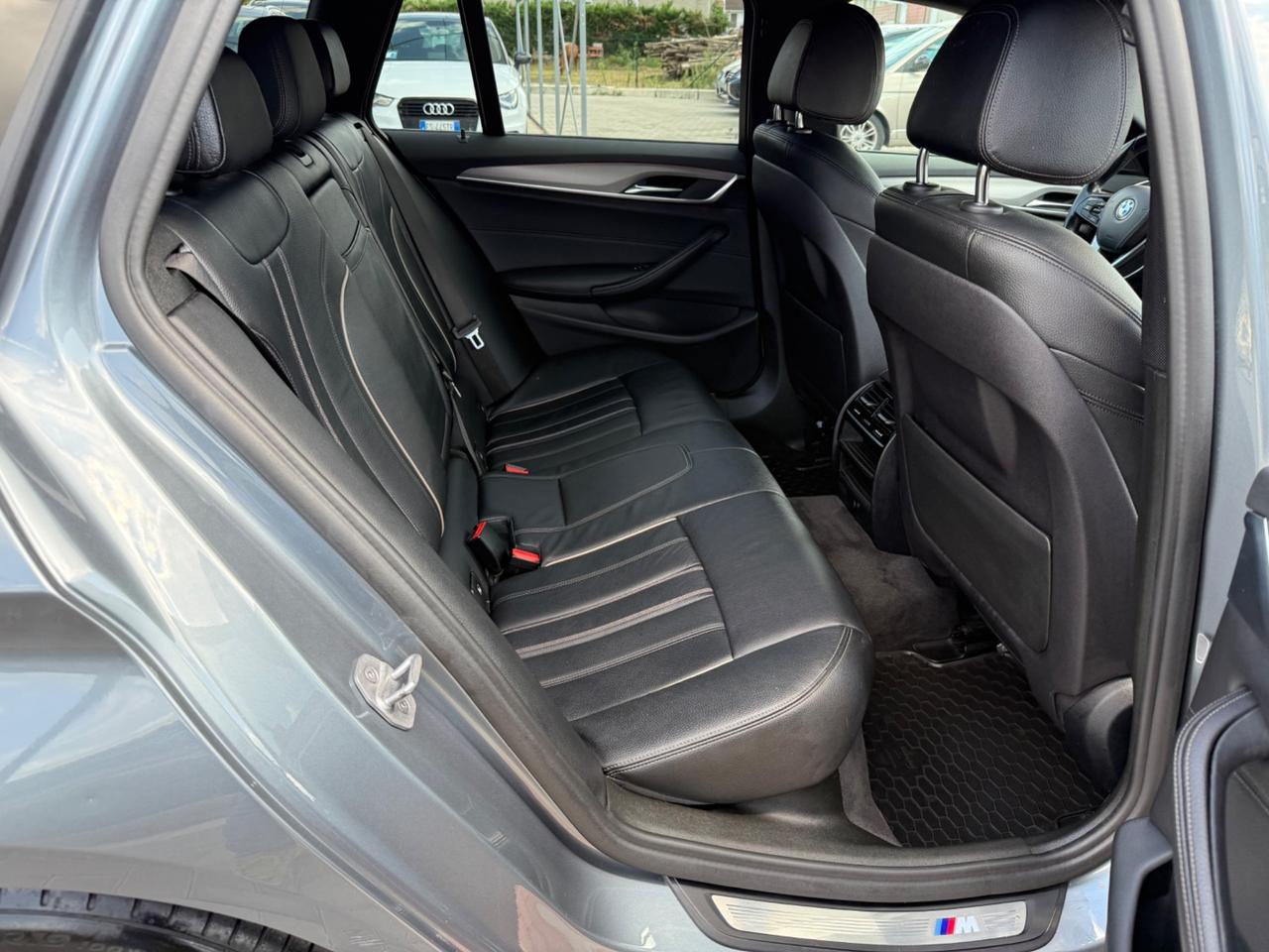 Bmw 520d aut. Touring Msport,CERCHI 19 ,IVA ESPOSTA
