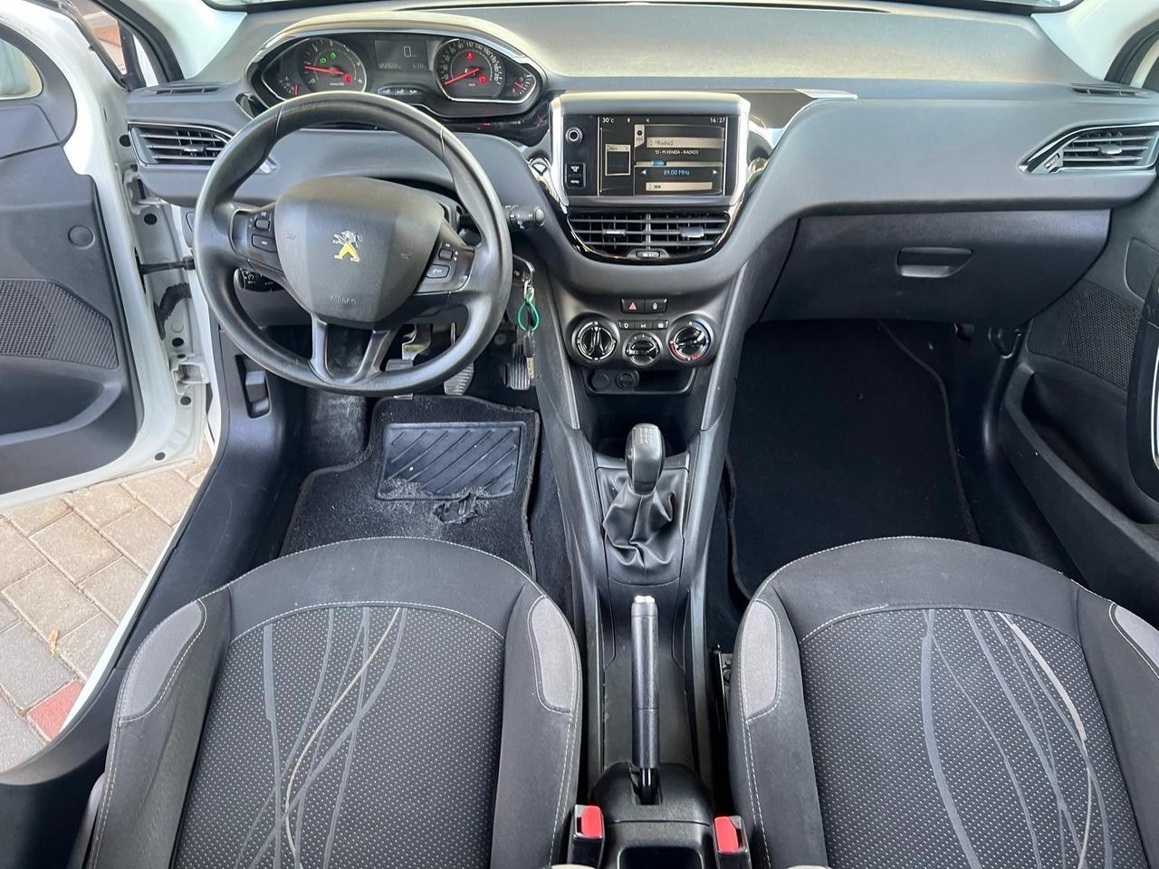 Peugeot 208 1.4 HDI 68 CV 5P MIX 122000km