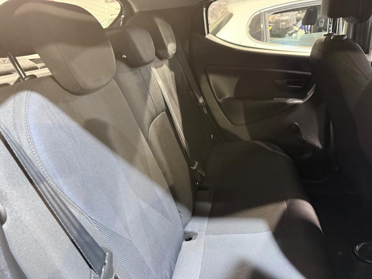 Lancia Ypsilon 1.2 69 CV 5 porte S&S Gold