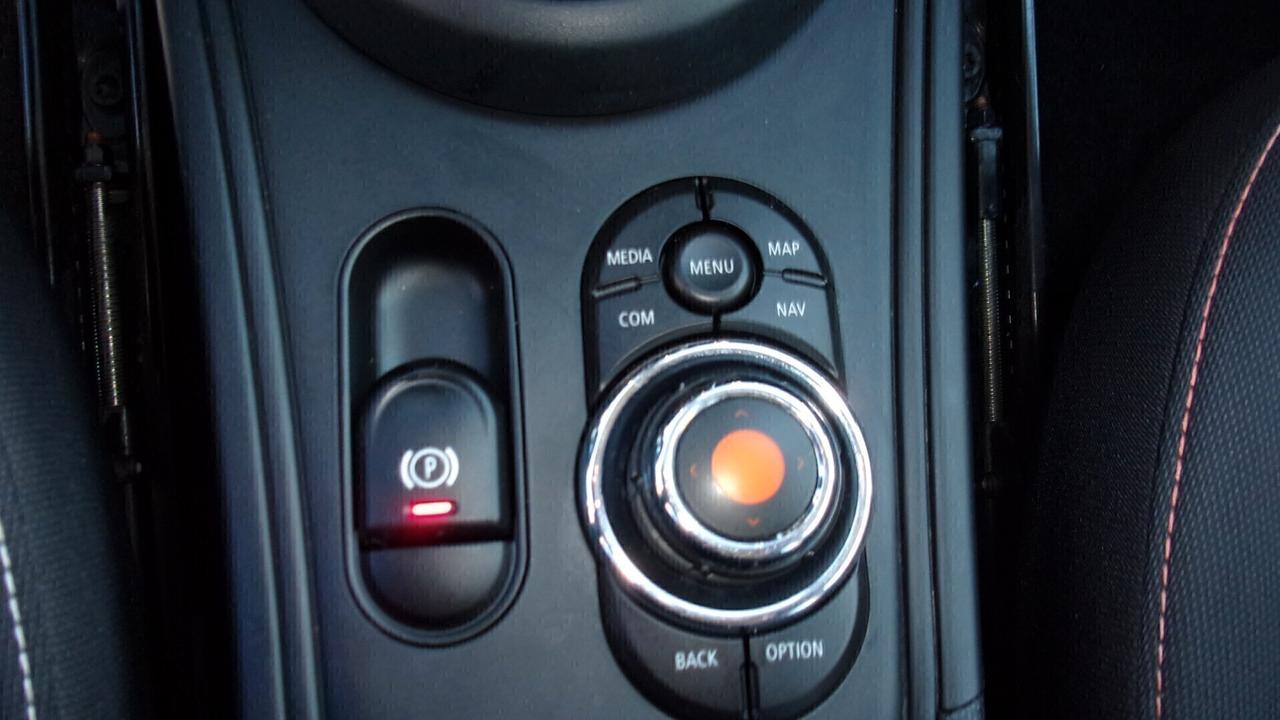 Mini Cooper D Countryman 1.5 One Business Automatica