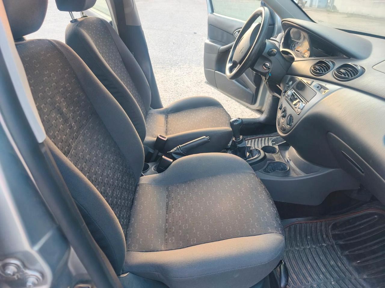 Ford Focus SW. 2003----1.6 Benzina