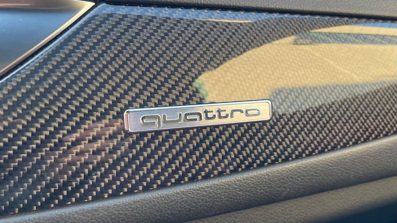 Audi RS6 Avant 4.0 TFSI 605 cv quattro Performance