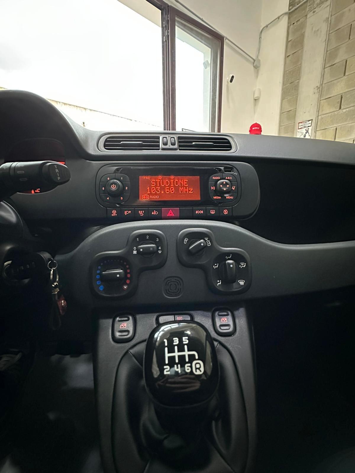 Fiat Panda 1.0 FireFly S&S Hybrid Easy - GARANZIA