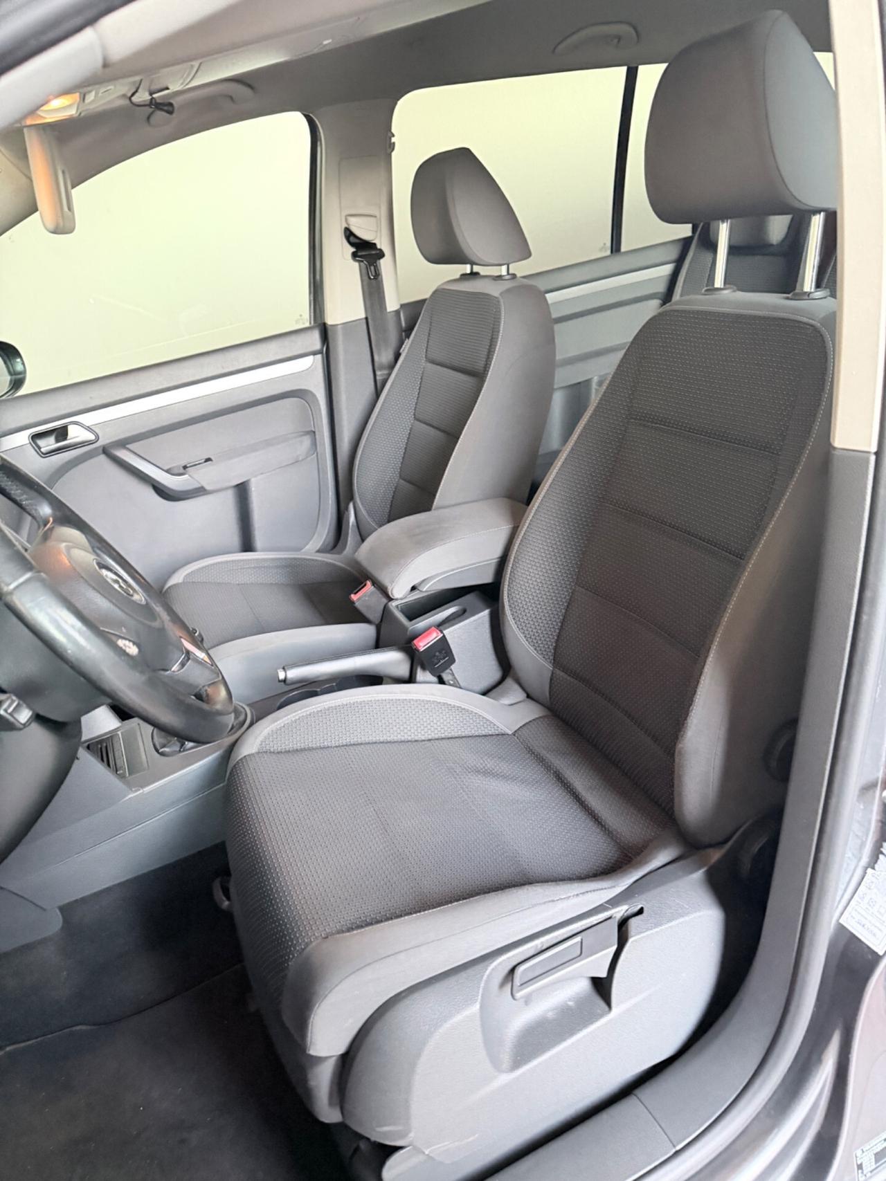 Volkswagen Touran 1.4 TSI Highline EcoFuel