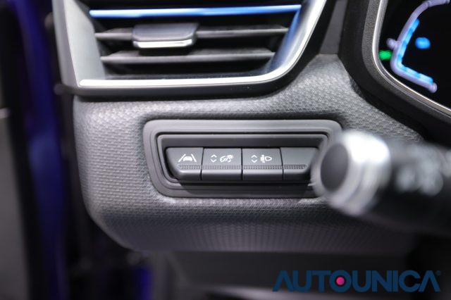 RENAULT Clio FULL HYBRID E-TECH 140 CV AUTOMATICA