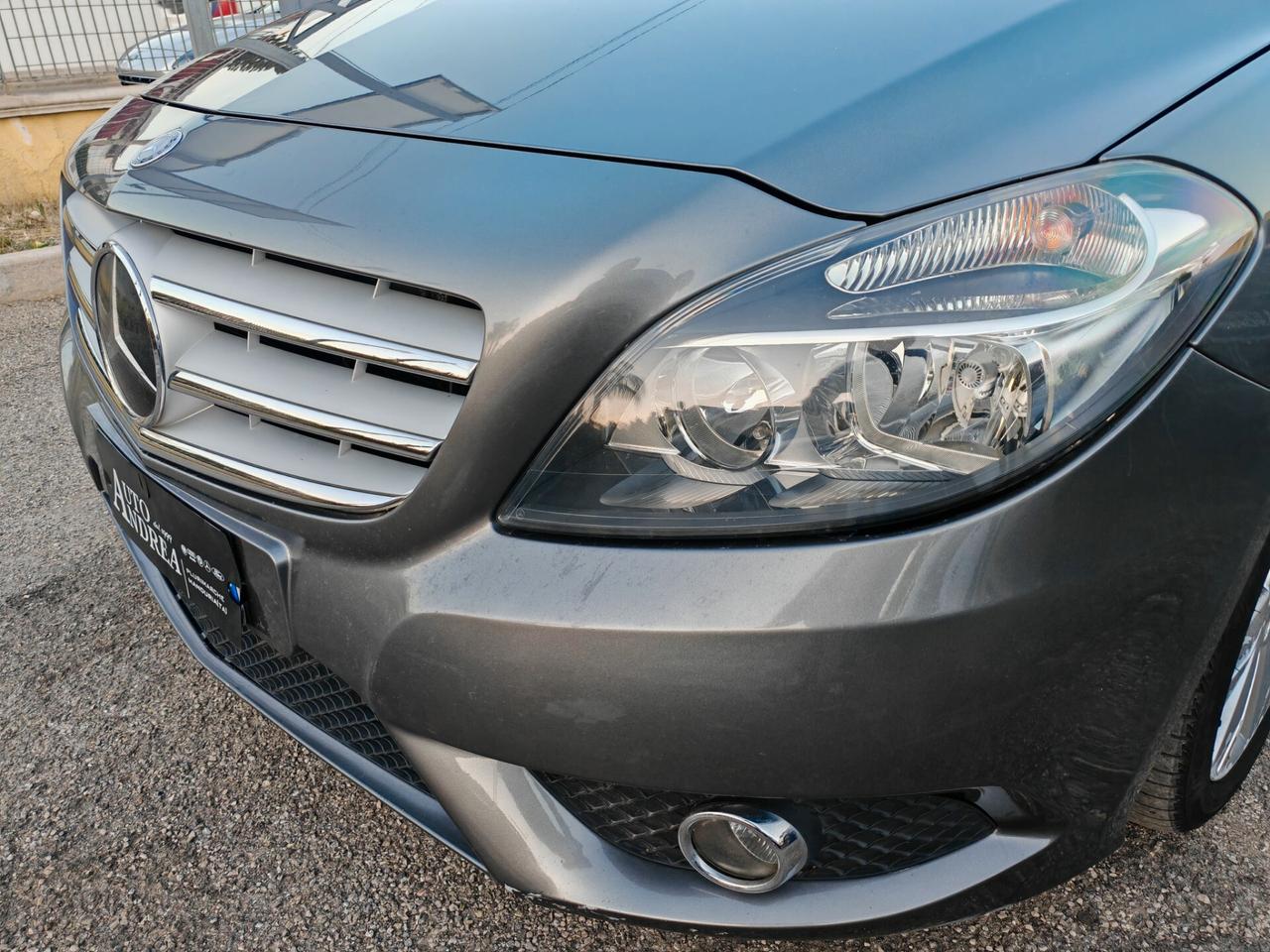 Mercedes benz classe B 180cdi fulll 2013