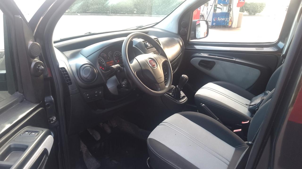 Fiat Qubo Fiat Qubo 1.3 Mjt vettura 2012 neopatentati 5 posti