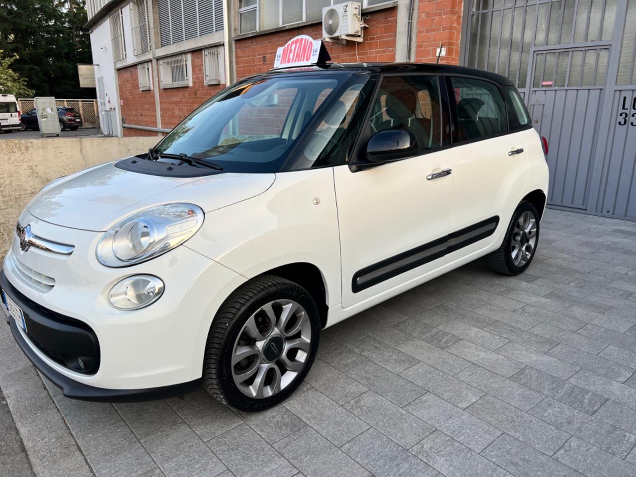 Fiat 500L Living 0.9 TwinAir Turbo Natural Power Lounge