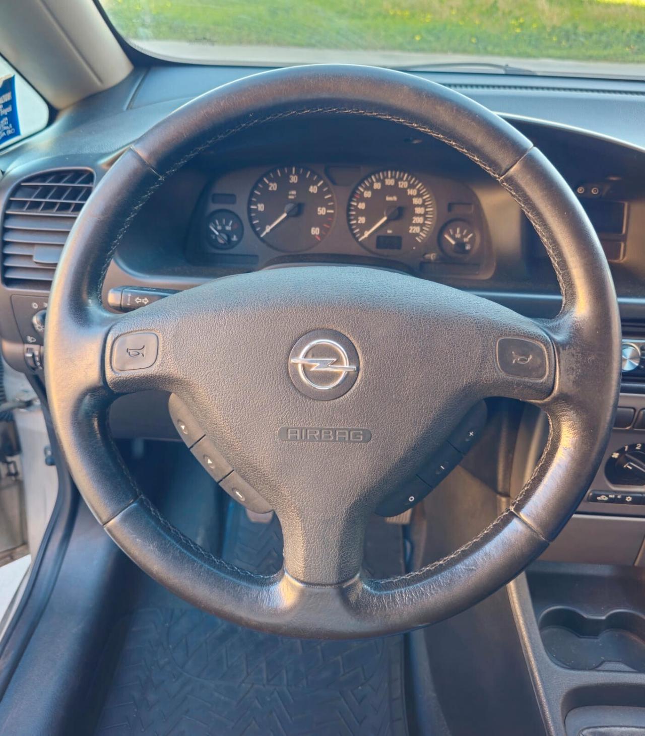 Opel Zafira 2.0 16V DTI cat Elegance