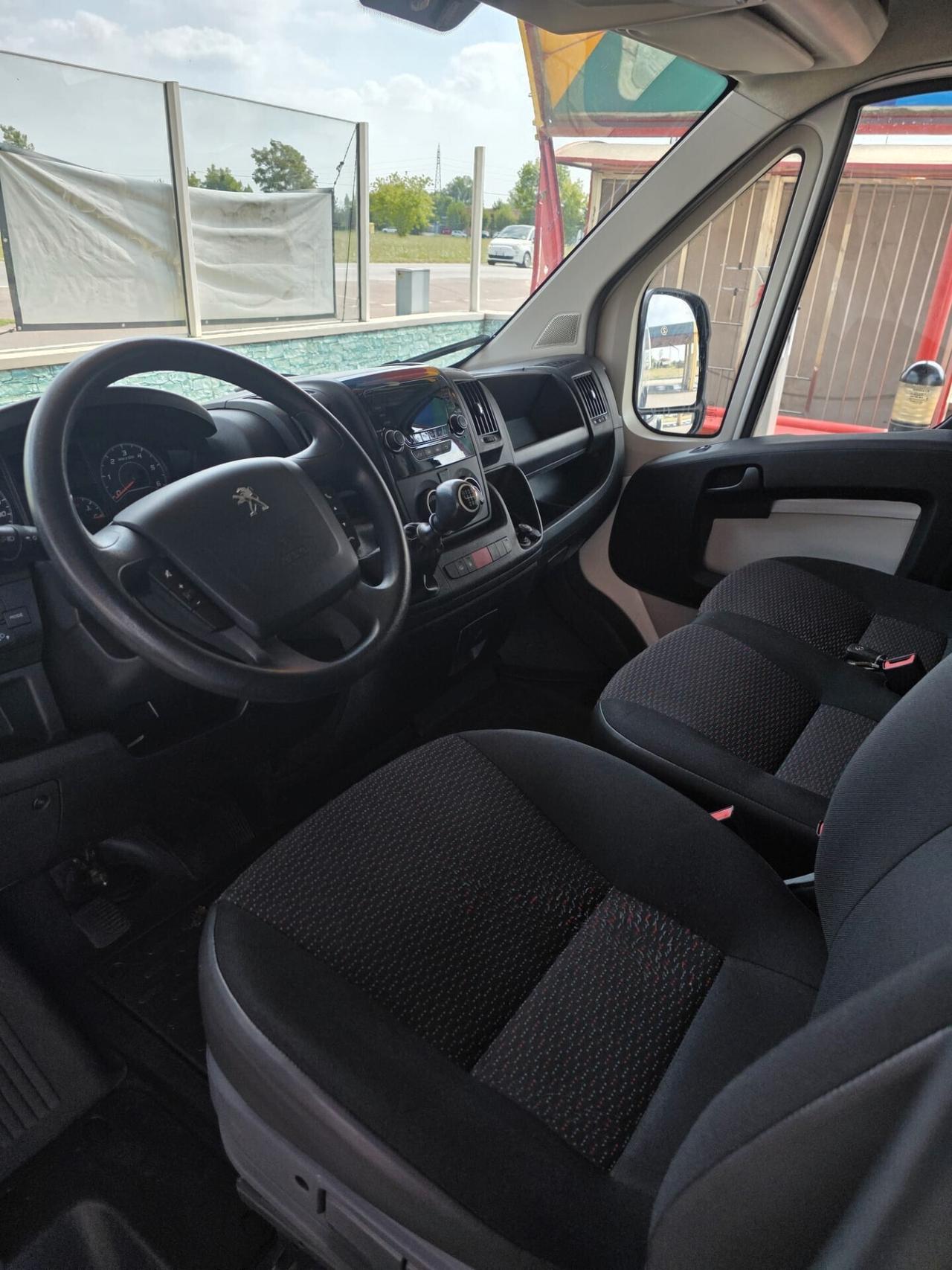 Peugeot Boxer 11000e compreso IVA