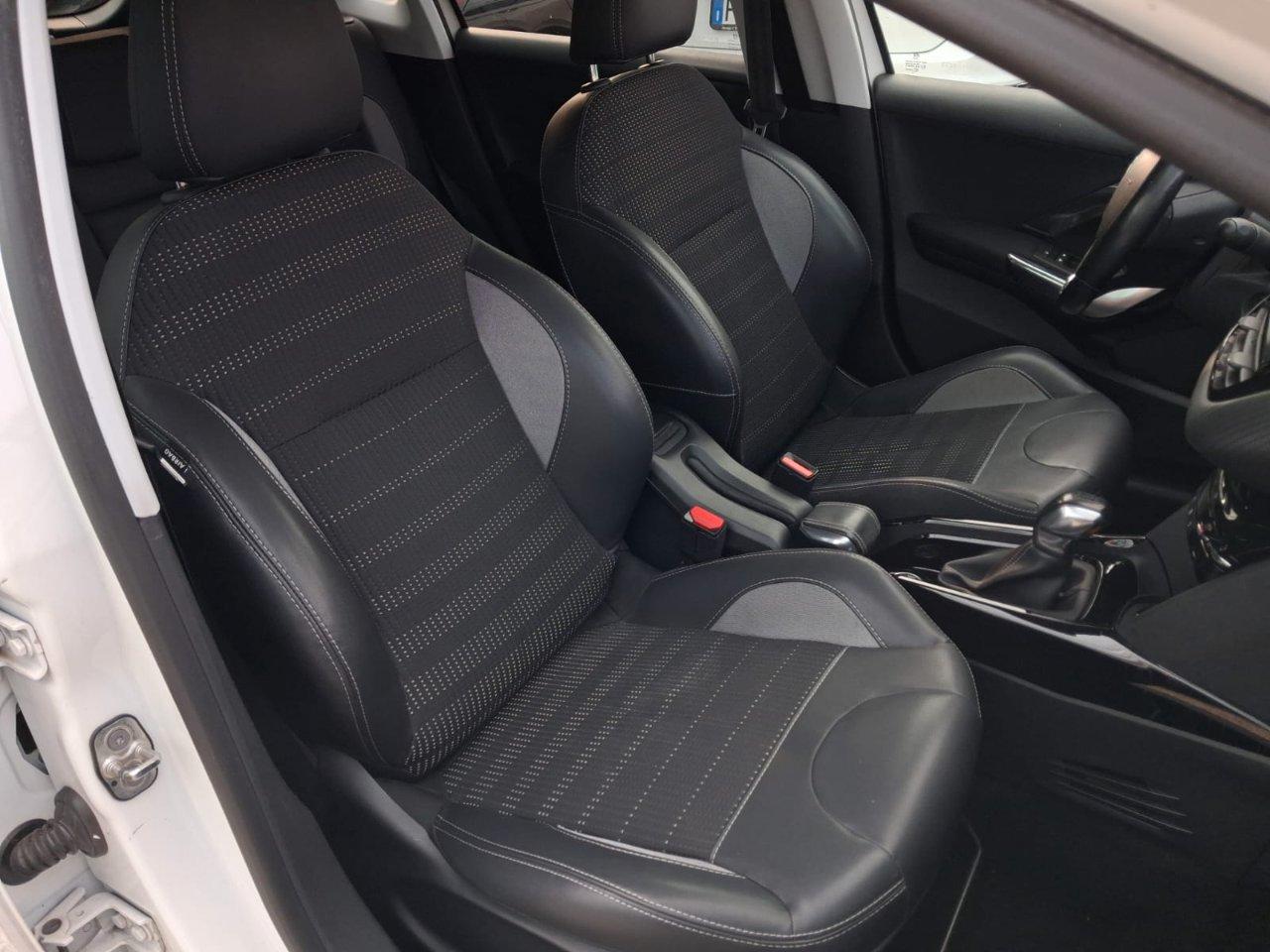 Peugeot 2008 1.6 bluehdi Allure 100cv my16