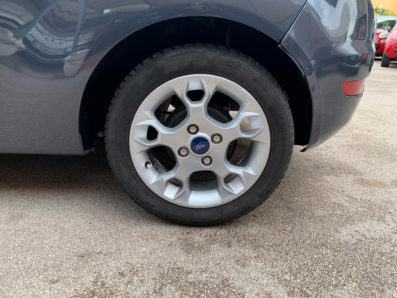 Ford Fiesta 1.6 TDCi 95CV 3 porte Titanium