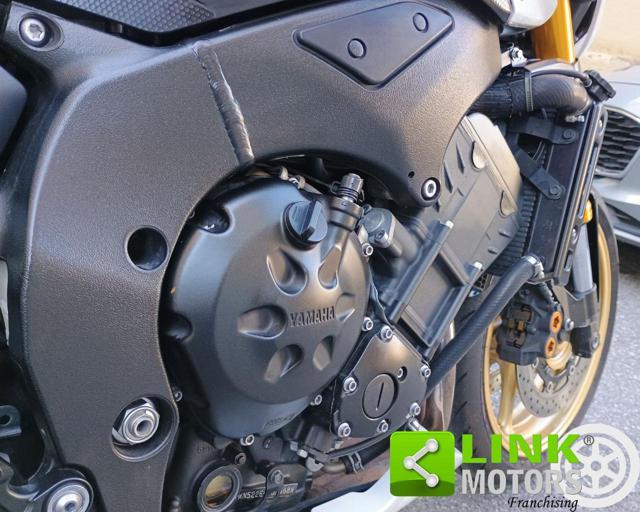 YAMAHA FZ8 FZ8