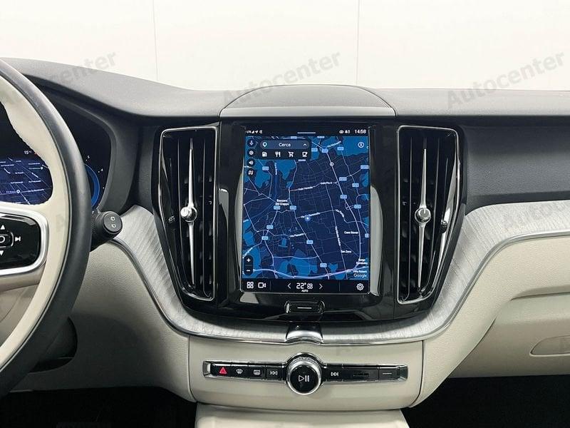 Volvo XC60 B4 (d) AWD AUT PLUS DARK **AUTOCARRO N1**