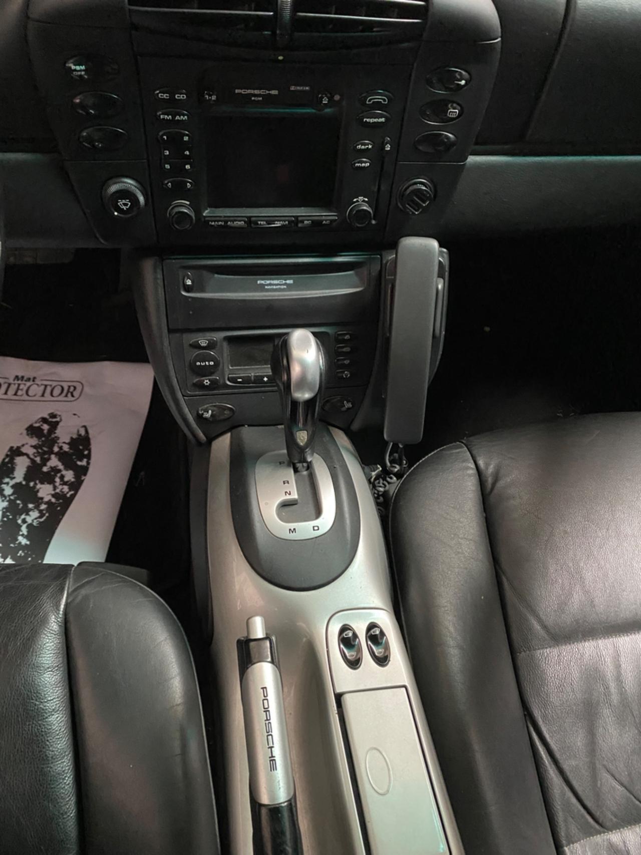 Porsche 911 Carrera cat Coupé