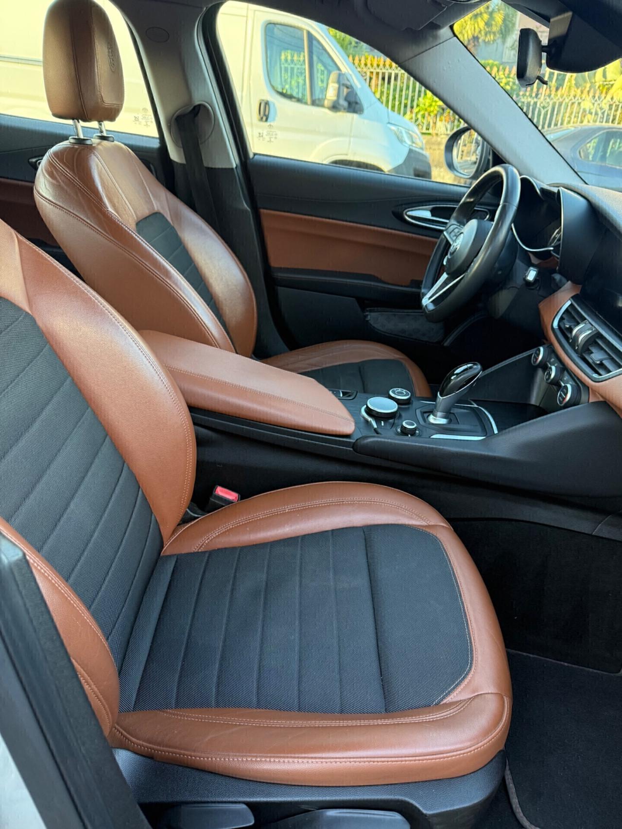 Alfa Romeo Giulia 2.2 Turbodiesel 150 CV AT8 Super