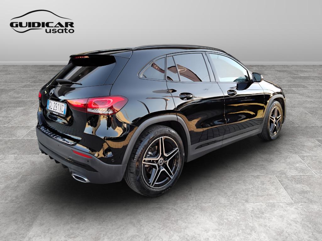 Mercedes-Benz GLA-H247 2020 - GLA 200 d Premium 4matic auto
