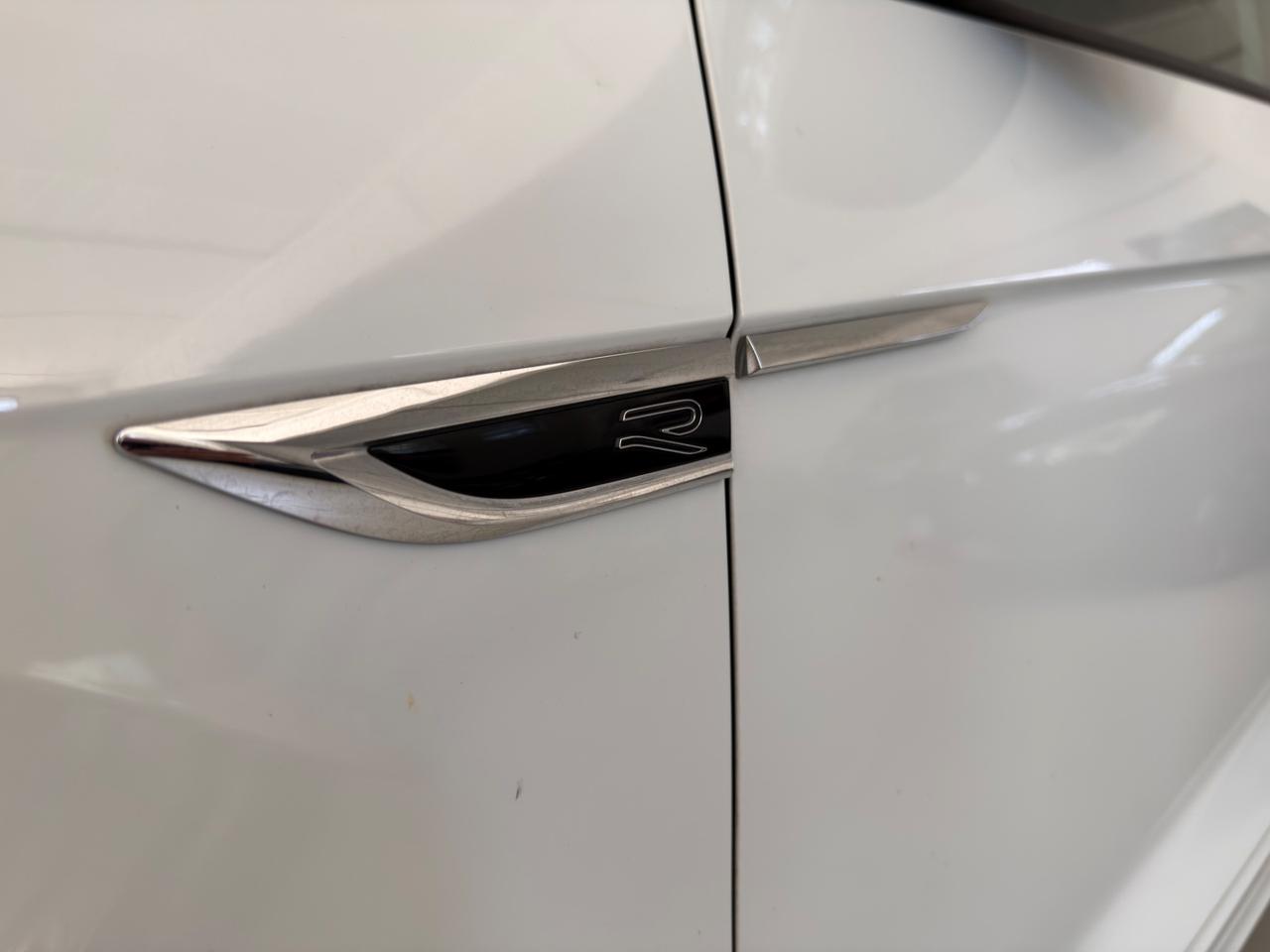 Volkswagen T-Roc 1.5 TSI ACT DSG R-Line 150cv