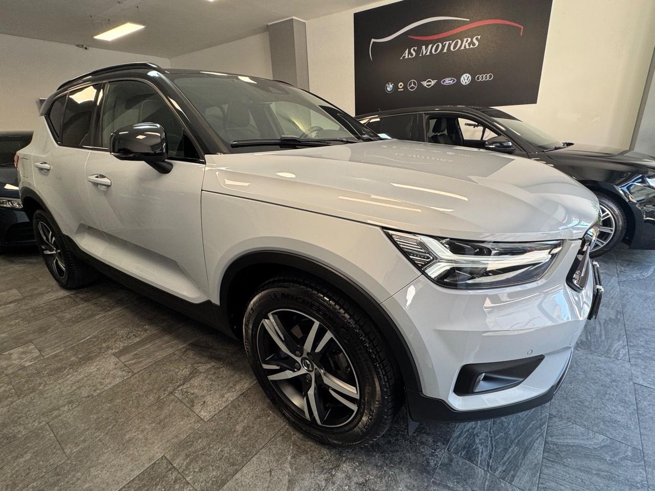 Volvo XC40 D3 2.0 150 Cv R-design Finanziabile