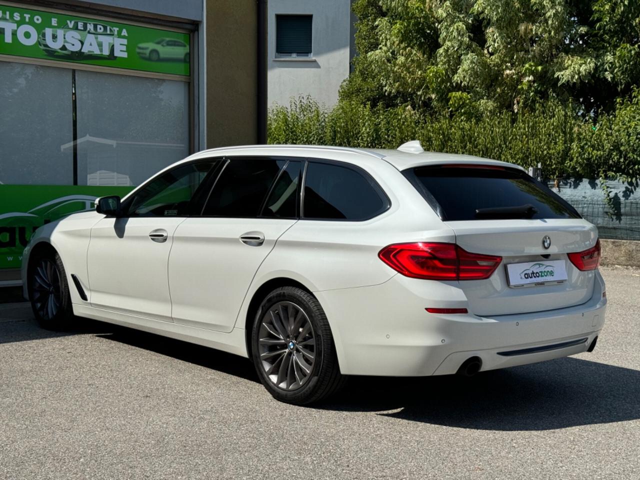 Bmw 530 530d xDrive Touring Luxury TUTTA TAGLIANDATA