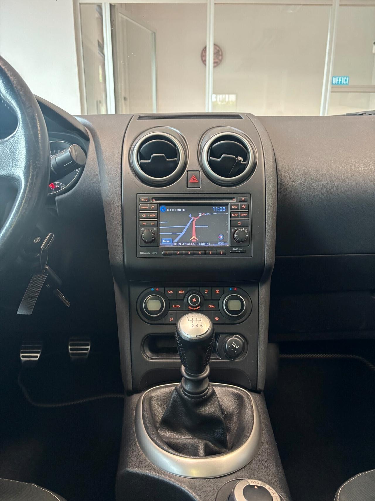 Nissan Qashqai 2.0 dci Tekna 4x4