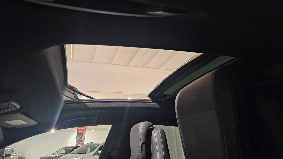 Porsche Macan 4