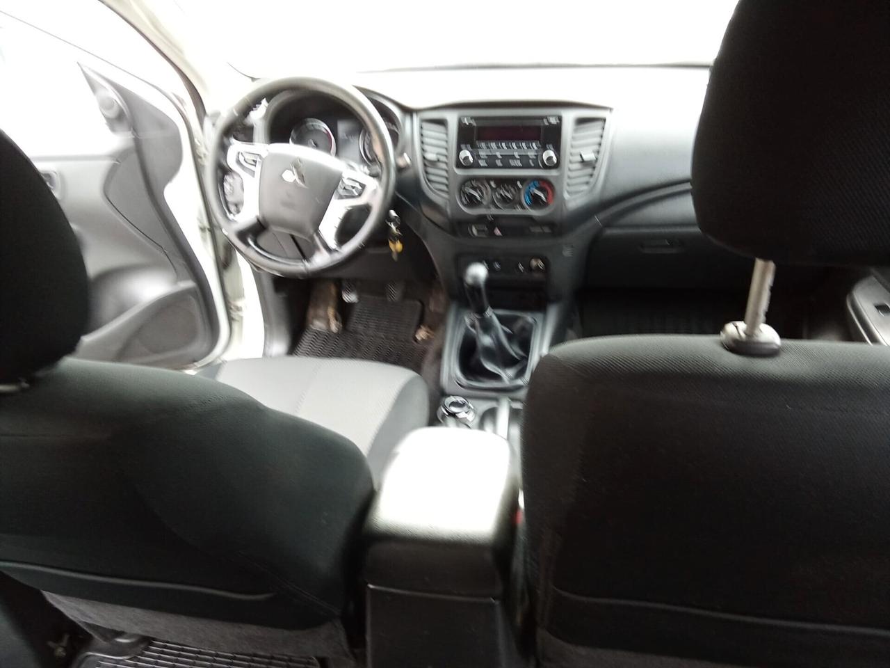 Mitsubishi L200 2.3 D Double Cab 4x4 Super Select Diamond